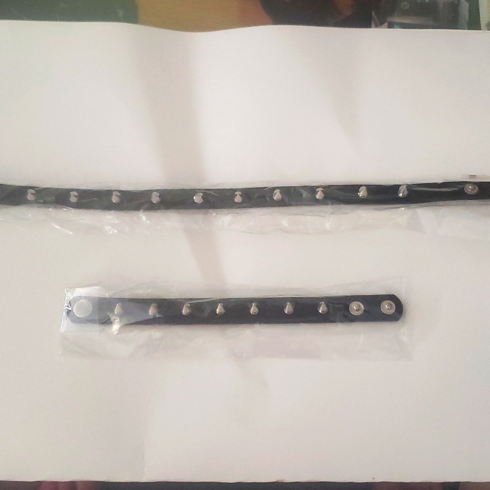 Spiked choker & bracelet